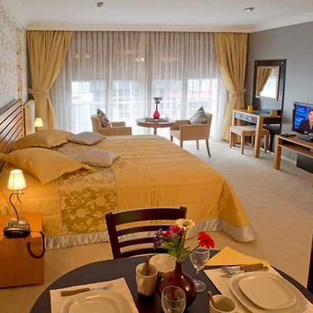 The Bosphorus House Aparthotel Istanbul Eksteriør bilde